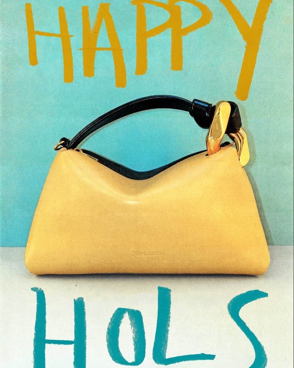 JWアンダーソンのインスタグラム：「IT’S HOLS SEASON  Featuring The Corner Bag  Creative direction @Jonathan.Anderson Photography @JoeCruzStudio   #jwanderson #happyhols」