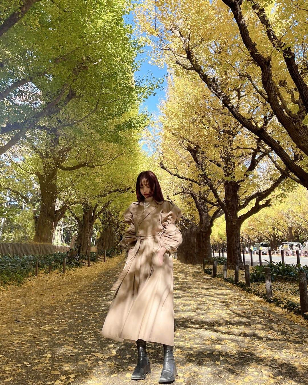 _lulushuのインスタグラム：「🧥🍂🧶」