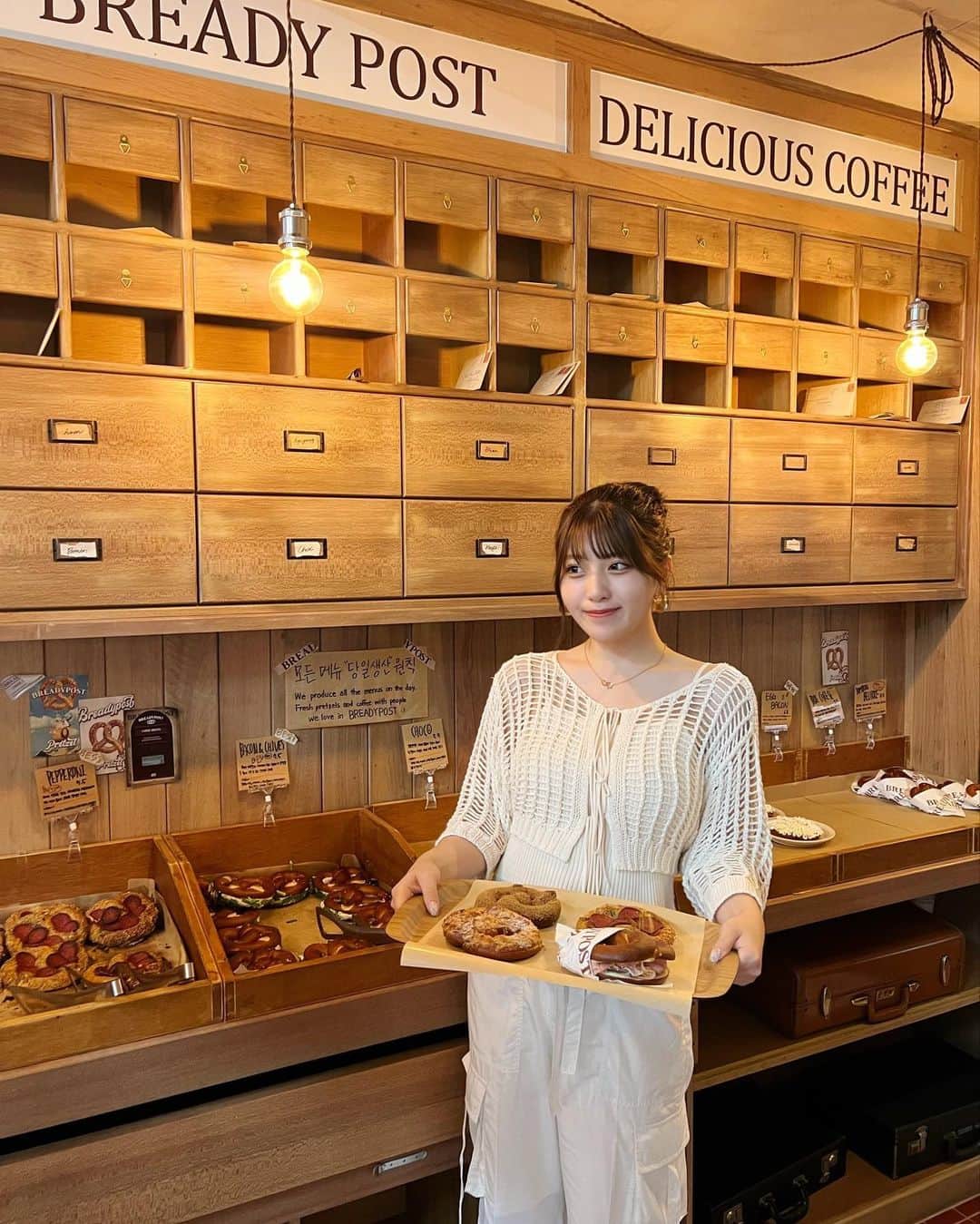 宇佐神星（きらり）さんのインスタグラム写真 - (宇佐神星（きらり）Instagram)「ソンスでカフェ巡り☕️  韓国には何度か行ったことあったけど、 ソンスは初めてで新鮮だった😽」11月18日 22時10分 - kirari_usami