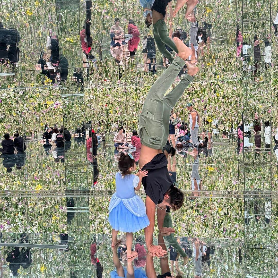 栗原嵩さんのインスタグラム写真 - (栗原嵩Instagram)「家族でTEAM LAB に行ってきました！ 凄かった〜 #teamlab #チームラボ」11月18日 22時03分 - iam_tk_81
