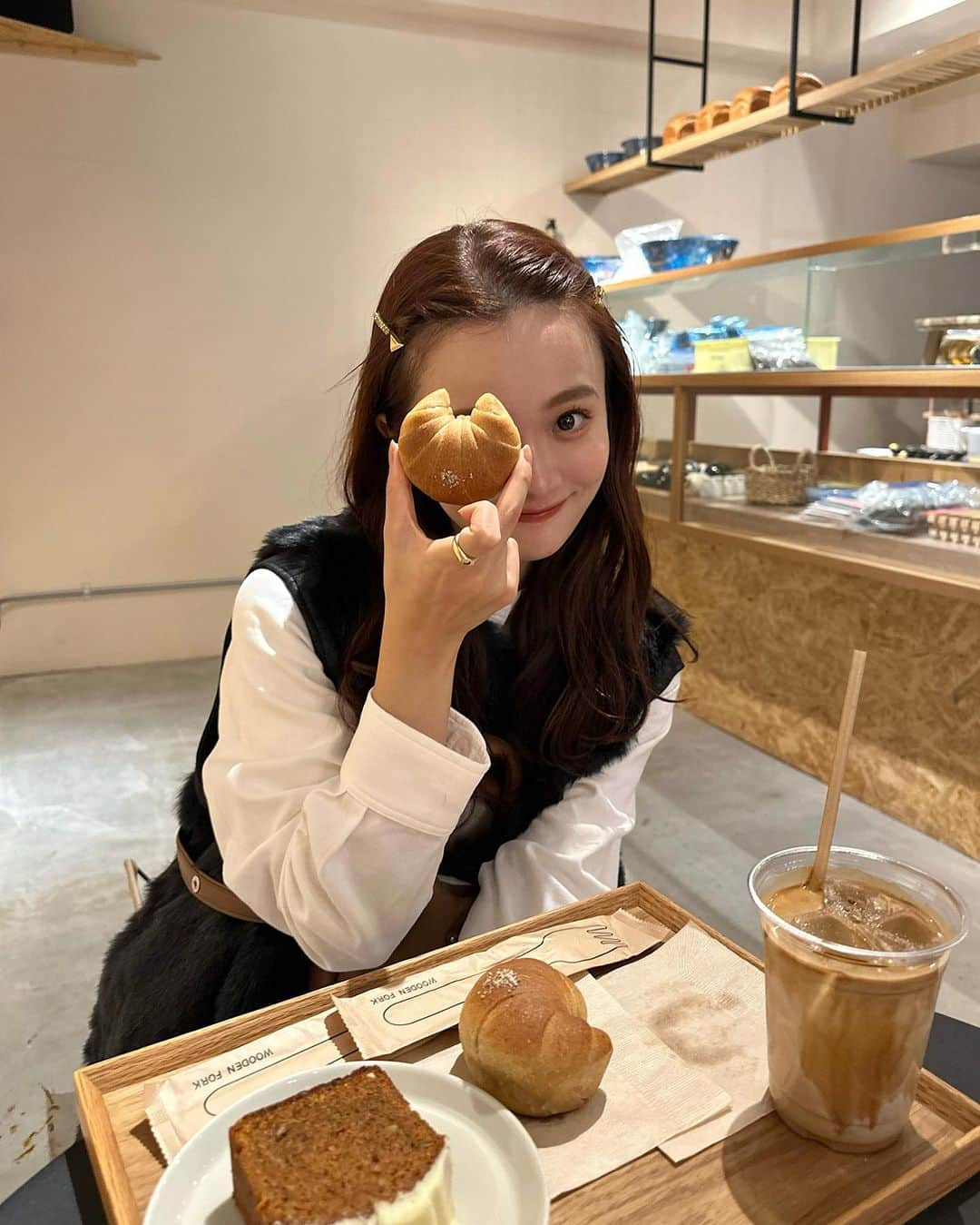 田久保夏鈴のインスタグラム：「美味しい😸🥤🥐🍰🥕」