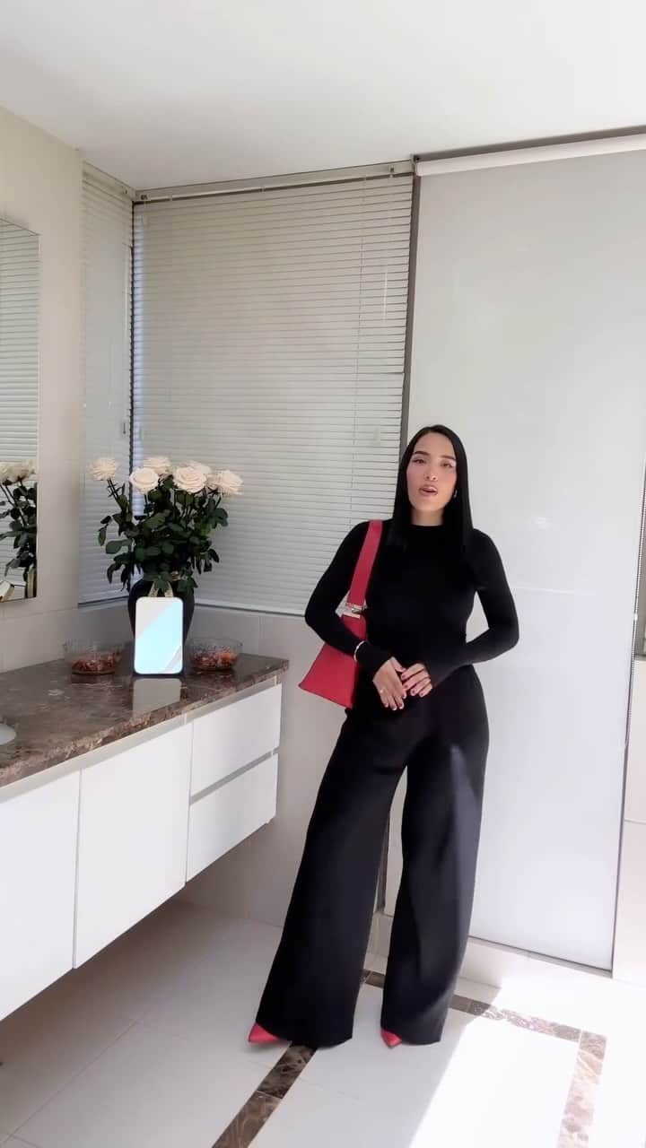 のインスタグラム：「Siempre me he dicho rotundamente si, aquí les comparto varias historias en una ♥️」