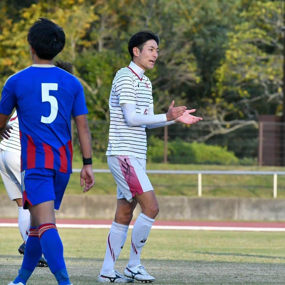 早稲田大学ア式蹴球部【公式】さんのインスタグラム写真 - (早稲田大学ア式蹴球部【公式】Instagram)「【JR東日本カップ2023 第97回関東大学サッカーリーグ戦2部 第22節 ⚽試合結果⚽️】  ⚪️ 早稲田大学　2 - 1　順天堂大学 🔵  《得点者》 🕛'37 早稲田大学（#駒沢直哉） 🕛'59 順天堂大学 🕛'83 早稲田大学（#安斎颯馬）  本日の試合をもちまして、関東大学サッカーリーグ戦全日程を終了いたしました。  他会場の結果により、5位で今季を終え1部昇格を逃す結果となりました。 今シーズンも熱い応援ありがとうございました。  その他の詳細は、ホームページをご覧ください🔍  #waseda #関東大学サッカーリーグ戦 #jufa#university#football#soccer#早稲田大学ア式蹴球部#大学サッカー」11月18日 22時16分 - waseda.univ.afc