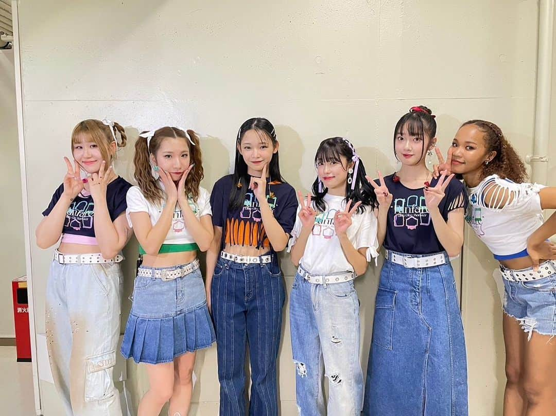 Little Glee Monsterさんのインスタグラム写真 - (Little Glee MonsterInstagram)「Little Glee Monster Live Tour 2023 “Fanfare” 広島上野学園ホールありがとうございました🍁  Next→ 11/19（⽇）岡⼭市⺠会館  #リトグリ_余韻 #リトグリ_fanfare」11月18日 22時17分 - littlegleemonster_official