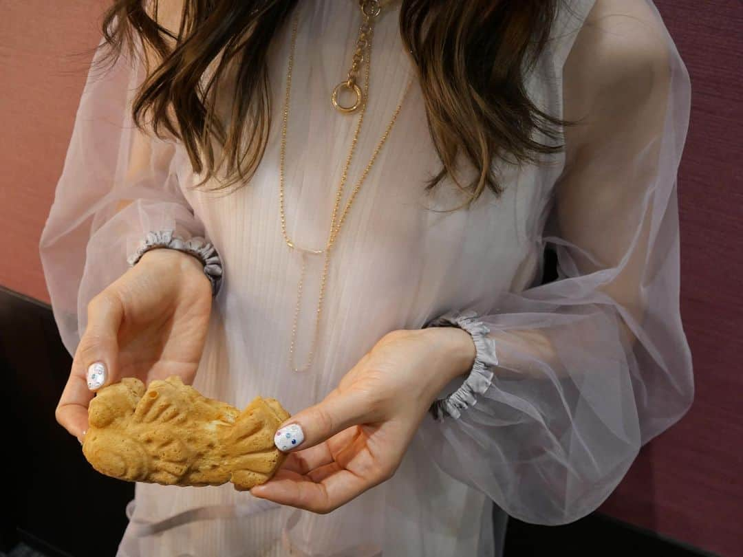 Aimerのインスタグラム：「⚯̫  今日はむっちゃん万十を 食べたんやけど ばり美味しかったし ライブも最高やったばい。  好いとうよ福岡☺️ ありがとう!  I love Fukuoka☺️ Thank you so much to you, too, who came from overseas!」