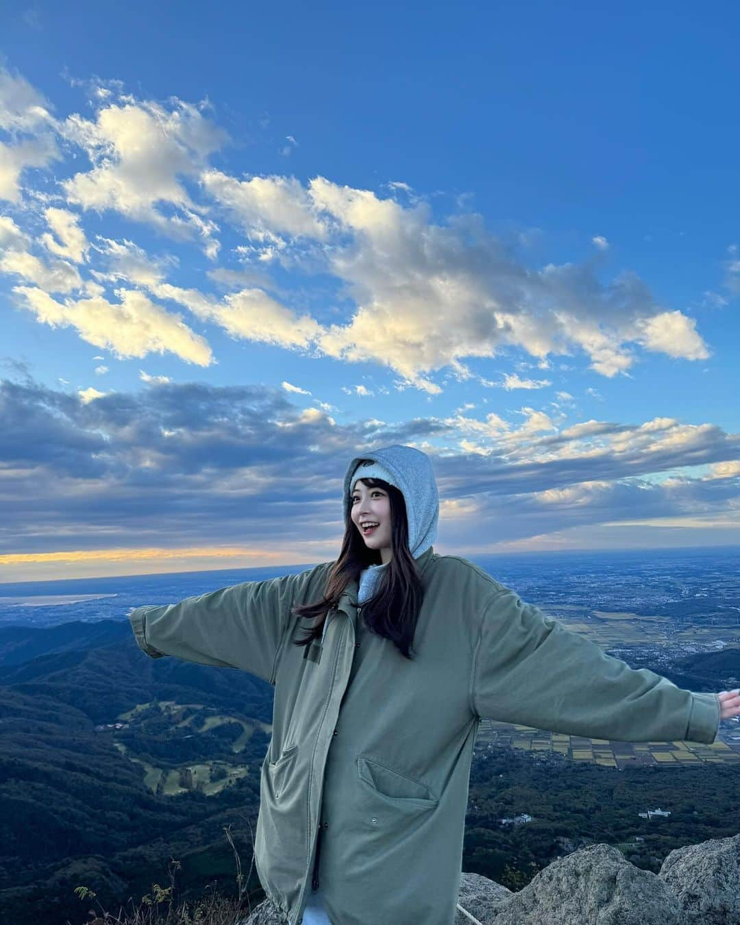 内山優花さんのインスタグラム写真 - (内山優花Instagram)「．  お友達と筑波山行ってきた⛰️♡ 前から予定立ててたからずっと楽しみだったの✌🏻 やっぱり山登りって楽しい大変だけど！！笑  まだ秋を感じられるところがあって幸せだった〜〜 星空もたくさん見えたみんなわかるかな！？ 自然大好き🍀」11月18日 22時41分 - yuka3l7