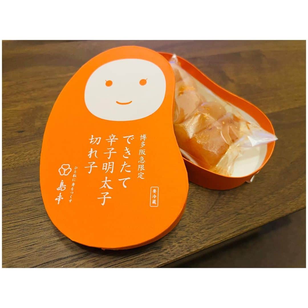 有明ゆなのインスタグラム：「お土産でいただいた✨ 箱は可愛いし 明太子美味しすぎた🥹💗」