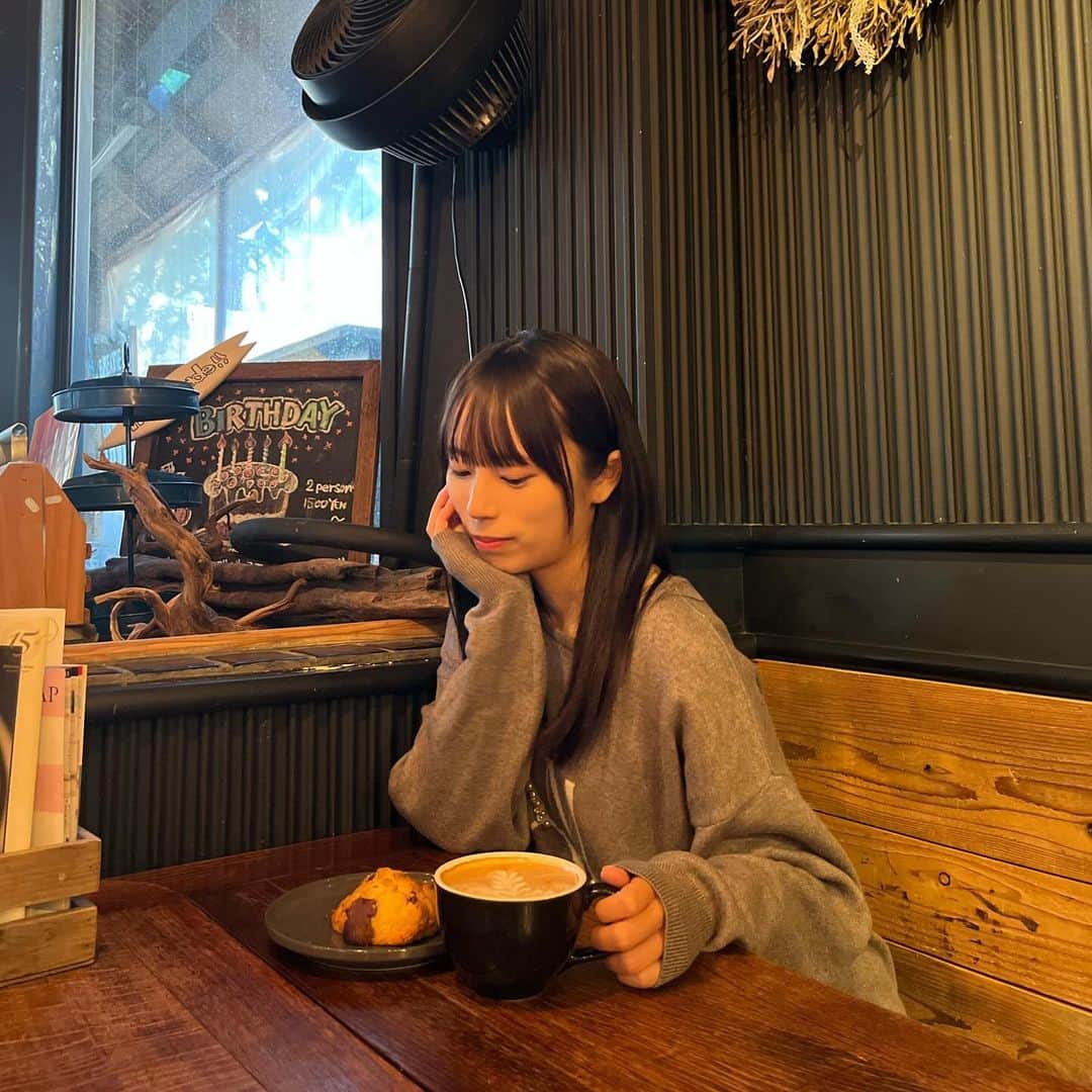 有働優菜さんのインスタグラム写真 - (有働優菜Instagram)「カフェラテ☕️」11月18日 22時47分 - yuna_udo_