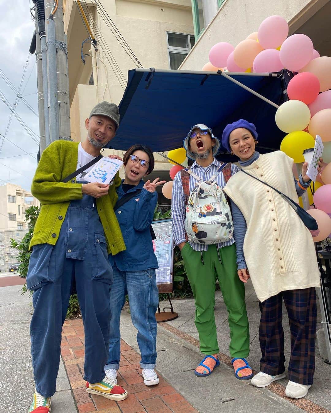 タテタカコのインスタグラム：「高橋夫妻とひらはらさんとりょうこさん！✨」
