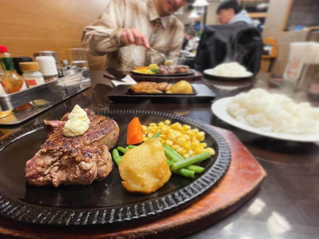 渡邊忍のグルメインスタ