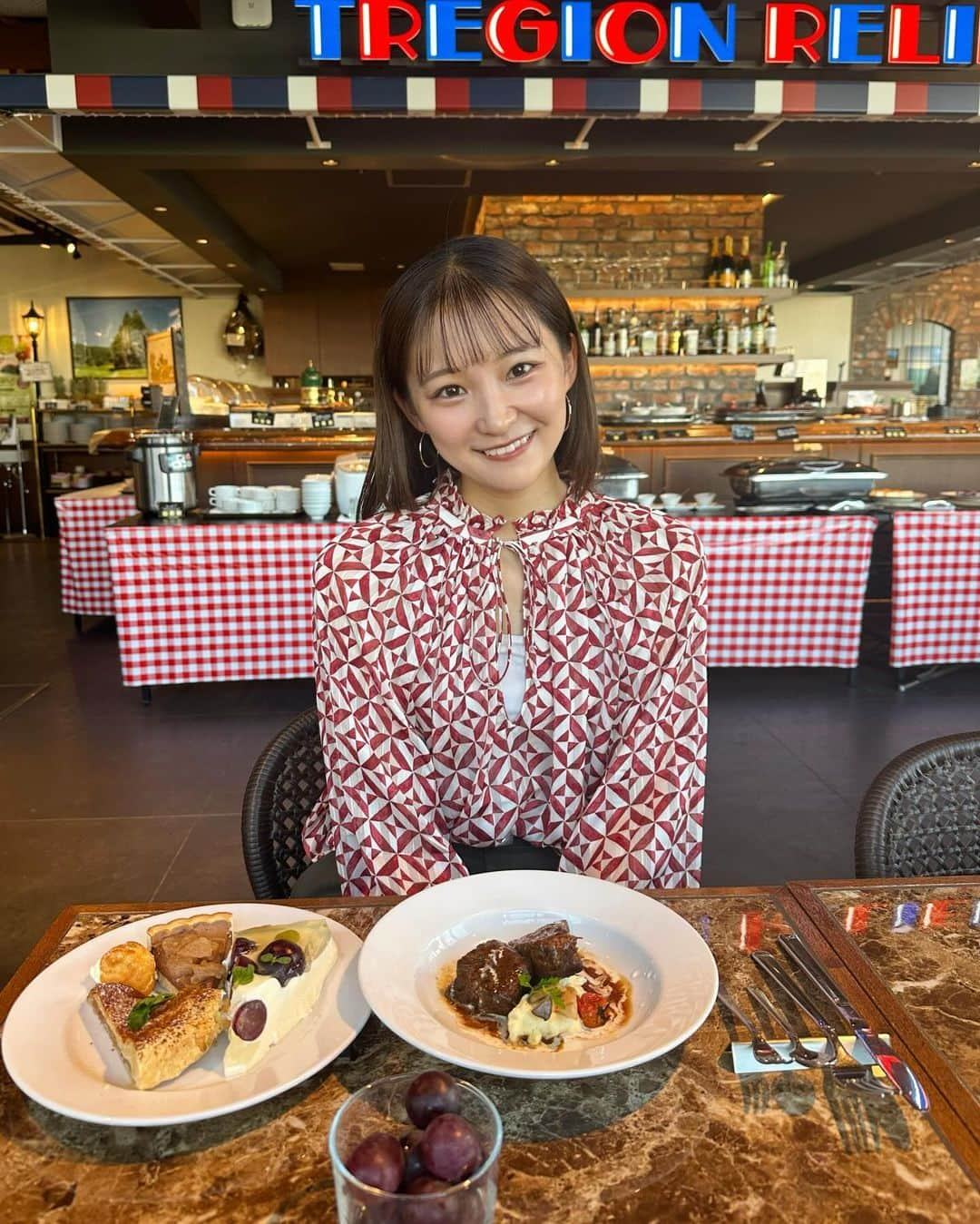 加藤早和子のインスタグラム：「.  いつかの📸  お休みの日は美味しいものを食べに 出かけることがほとんど🐾  盛岡に来て7ヶ月 日々発見があって楽しいです🦩  . . #時差 #時差投稿 #岩手 #盛岡 #食べ放題 #散歩  #アナウンサー #新人アナウンサー #休日」