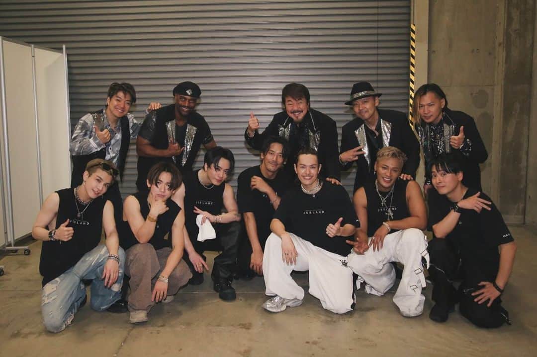 のインスタグラム：「名古屋初日👍✨ JSB LAND明日もかまします🔥  #jsbland」