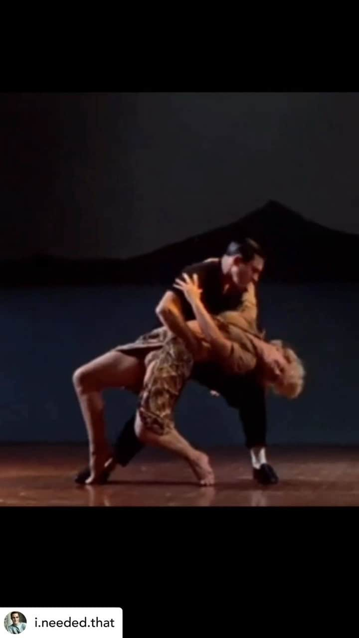 ValGarlandのインスタグラム：「ShapeShifting ✔️✔️✔️  Repost from @i.needed.that  Gene Kelly & Patricia Denise in Majorie Morningstar 1958  #somethingfortheweekend #genekelly #patriciadenise #valgarland #dancer #vintage #dingdong」