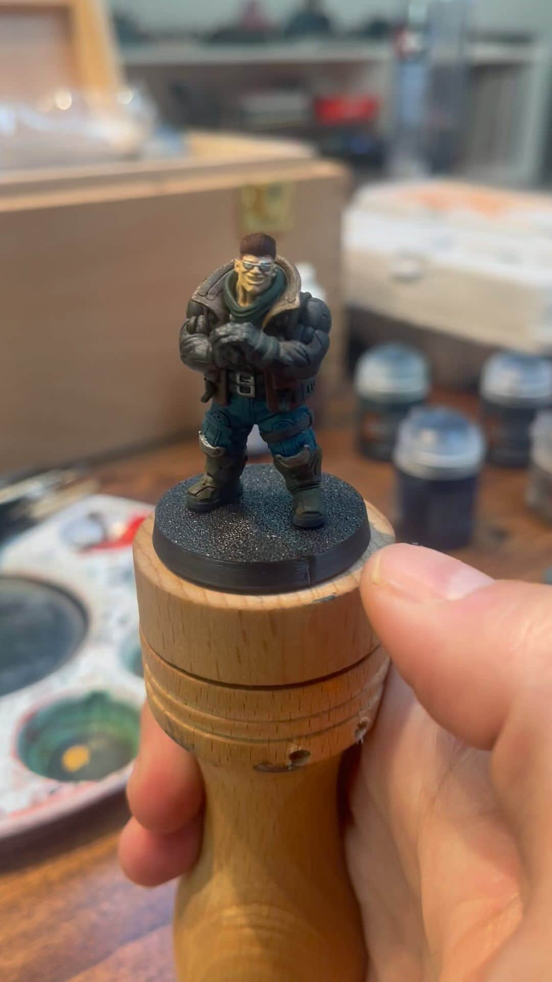 フレディ・プリンゼ・ジュニアのインスタグラム：「Brian O’Brien aka Chonk head  #miniaturepainting」