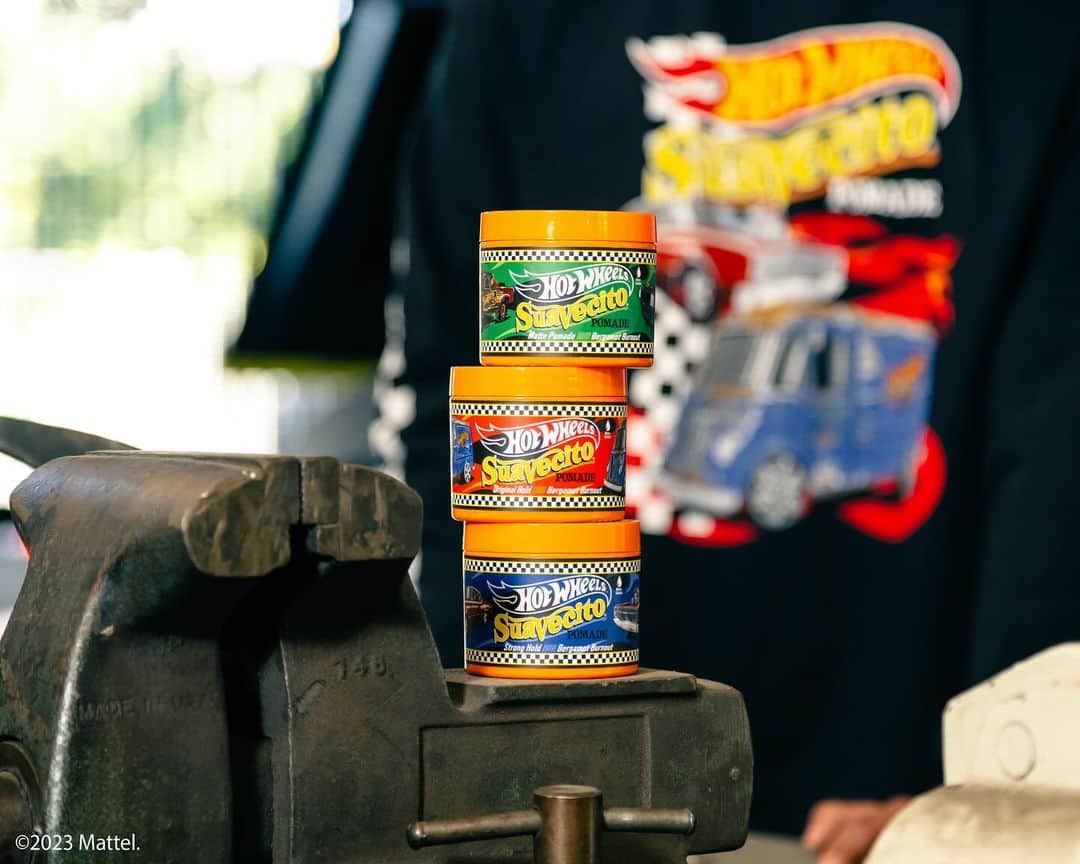 Hot Wheelsさんのインスタグラム写真 - (Hot WheelsInstagram)「Get the look of a winner with the Hot Wheels™ x Suavecito. 😎 These pomades are perfect for any occasion, from a casual day out to a high-octane night on the town. 🏎️  📍 Get yours today in-store or online @ suavecito.com 📍  #HotWheels #Suavecito #HotWheelsXSuavecito #GroomingGoals #WinningStyle #SpeedStyle #LevelUp」11月19日 0時42分 - hotwheelsofficial