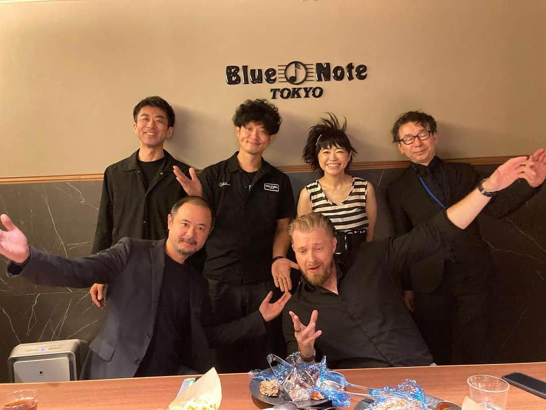 上原ひろみのインスタグラム：「TOKYO!! Thank you so much for coming to the show even though it was /such a short notice! It was a blast! Thank you also for all the special guests! @adamofarrill @hadrienferaud @tatsuo_music @kaz.kumagai」