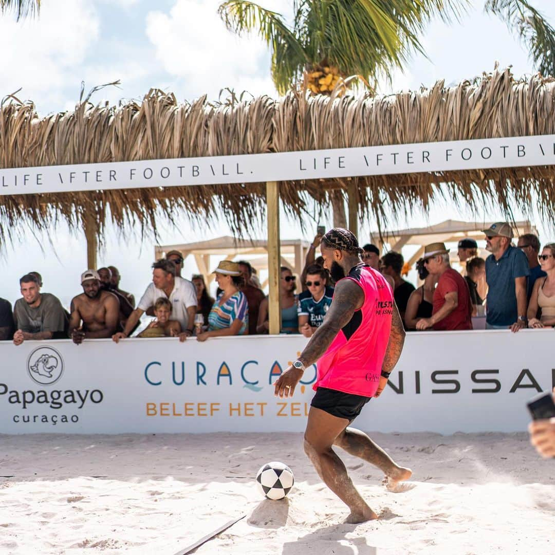 イェレマイン・レンスさんのインスタグラム写真 - (イェレマイン・レンスInstagram)「Matchday @lifeafterfootballofficial #footvolley2024 #lifeafterfootball」11月19日 1時14分 - jeremain