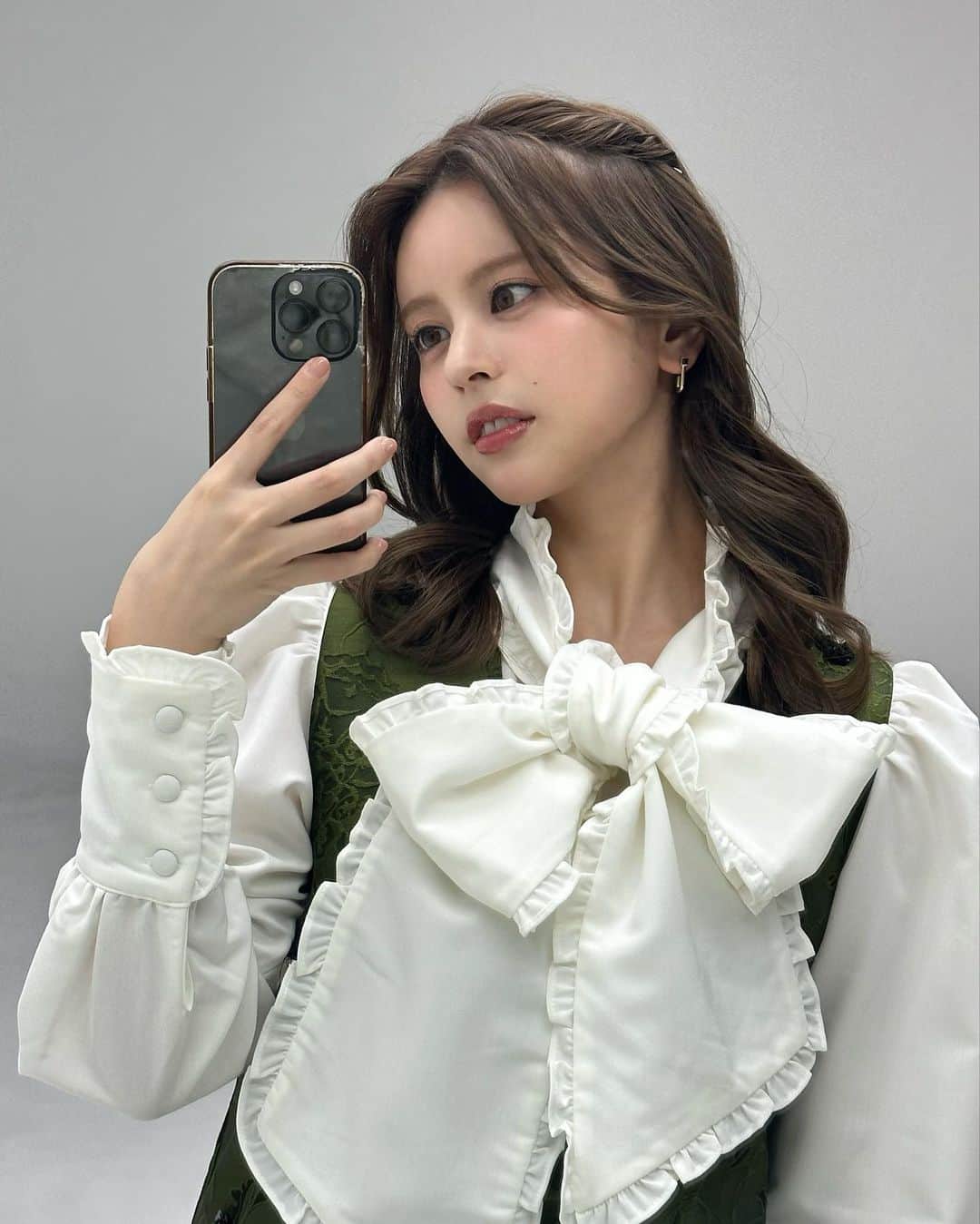 吉崎綾のインスタグラム：「大きなリボンが可愛い ♡˖*  昨日は楽しいイベントでした〜！ ありがとうございました♪」