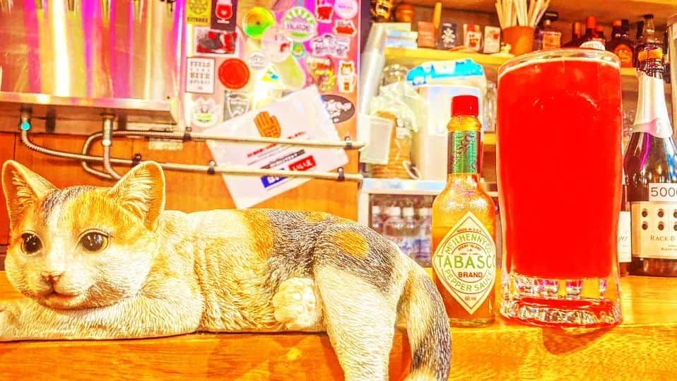 梁愛美さんのインスタグラム写真 - (梁愛美Instagram)「🍺🍺🍺💕⁡ ⁡⁡⁡❥⁡ ⁡❥⁡ ⁡【クラフトビール しまねこ】 ⁡❥ ⁡❥⁡ ⁡⁡⁡⁡⁡⁡⁡#激辛アイドル #梁愛美 です🐰🌶🌶 ❥ ❥ キャッチコピーは #タバスコは飲み物です。🌶🌶🌶 ❥ ❥︎⁡⁡⁡⁡ ⁡トマトハイ×タバスコ=最高🤭🤭🤭💭 ⁡⁡❥︎ ⁡⁡❥︎⁡⁡⁡ ⁡🍬 .｡ ______________________________ ｡. 🍬⁡ ⁡⁡❥⁡ ⁡❥ 【TV出演📺🌶】 ❥ ❥ ・日本テレビ『二ノさん！』 ・フジテレビ系列『ちょっとザワつくイメージ調査 もしかしてズレてる？』 ・フジテレビ系列『お客様は知っている！』 ・読売テレビ『大阪ほんわかテレビ』 ・関西テレビ『お笑いワイドショーマルコポロリ！』 ・毎日放送『魔法のレストラン』 ❥ ❥ 【経歴🌶】 ❥ ❥ ・ 鳥一代 恵比寿☞激辛チャレンジ完食(完食で飲食代無料。) ・ ソウルフードバンコク 池尻大橋☞激辛チャレンジ完食(完食で飲食代無料。) ・ 地獄の担担麺 由比ヶ浜☞激辛チャレンジ完食(完食で飲食代無料。) ・ももてつ 名古屋 ☞激辛チャレンジ完食(無料券GET。) ・ 味覚 新橋☞激辛石焼麻婆豆腐完食(新記録更新。) ・ イエローカンパニー 恵比寿☞圏外バリ3完食(ピッキーヌまで完食者として名前飾って頂いてます。) ・ 赤い壺 表参道☞激辛チャレンジ完食(完食者として表彰状飾って頂いてます。) ・ ロビンソンクルーソーカレーハウス 北品川☞13010倍カレー完食(新記録更新。完食者として名前飾って頂いてます。) ・まぜそば三ツ星 恵比寿☞激辛チャレンジ 15ネロ完食(完食者として名前＆写真飾って頂いてます。) ・ SHANTI 渋谷☞MAX40ボーガを400ボーガに変更して完食 ・  辛いもんやギロチン 大阪☞GOD完食 ・ 一輪 渋谷☞とんでもねぇ〜完食 ・ 赤から 渋谷☞赤から鍋 裏メニュー30番完食 ・ ダルマット 六本木☞激辛アラビアータ(裏メニュー)完食 ・ モジャカレー 大阪☞即KO！辛 1000倍完食 ・ラホール 秋葉原☞100辛完食 ⁡⁡・ 心 渋谷☞100倍完食⁡ ⁡・ばくだん屋 広島☞つけ麺 100辛完食⁡ ⁡・ダルビッマル 新大久保☞ボルケーノ鍋 地獄完食 ・ ドミニカ 新宿☞10倍完食 ・ 味仙 名古屋☞エイリアン完食 ・石鍋スンドゥブ専門店 姉妹 恵比寿☞10辛完食 ・ 蒙古タンメン中本 ☞北極×10倍完食 ・ CoCo壱 ☞10辛完食⁡ ⁡・煮豚亭 砂場 福島☞特辛5完食 ・麒麟園 京都☞激辛坦々麺5辛完食⁡ ⁡⁡・つなぎ 恵比寿☞3辛完食⁡⁡⁡ ⁡ ⁡・汁なし坦々麺虎ぼるた 岡山☞鬼ヤバいやつ完食 ⁡・ 大須たんたんめん 名古屋☞ 猛烈担担麺完食 ⁡・ペヤング極激辛Final完食 ❥ ❥ 今まで食べれなかった物はありません🙌🌶🌶🌶 ❥ ❥ 挑戦者(お店様)募集中🙋🌶🌶🌶 ❥ ❥⁡ ⁡🍬 .｡ ______________________________ ｡. 🍬⁡⁡ ⁡⁡❥⁡ ⁡❥ ⁡📍沖縄県那覇市牧志2-2-30国際通りのれん街B1F ⁡⁡❥⁡ ⁡❥⁡⁡⁡ ⁡PR @shimaneko670⁡ ⁡⁡❥⁡ ⁡❥⁡⁡ ⁡⁡#tabasco #platinumproduction #aimiryou ⁡⁡#クラフトビールしまねこ #那覇市グルメ #那覇市バー #牧志グルメ #牧志駅 #那覇バー #那覇飲み #沖縄ビール ⁡#激辛グルメ #タバスコ #激辛 #激辛グルメ⁡ #激辛 #激辛女王 #激辛中毒 #激辛マニア #激辛好きな人と繋がりたい #辛スタグラム #プラチナムプロダクション #맵다 ⁡」11月19日 3時30分 - aimispicy