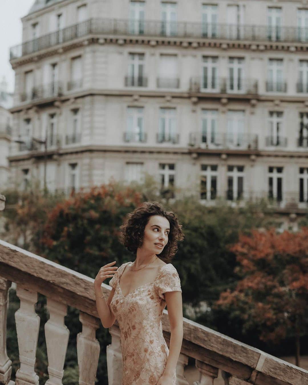 タダシショージのインスタグラム：「We’ll always have Paris.  -Howard Koch, Casablanca  Model @g.faradzhian Photography @tetris.production  #operasinger #parisstreets #holidayinparis #parislovestories」