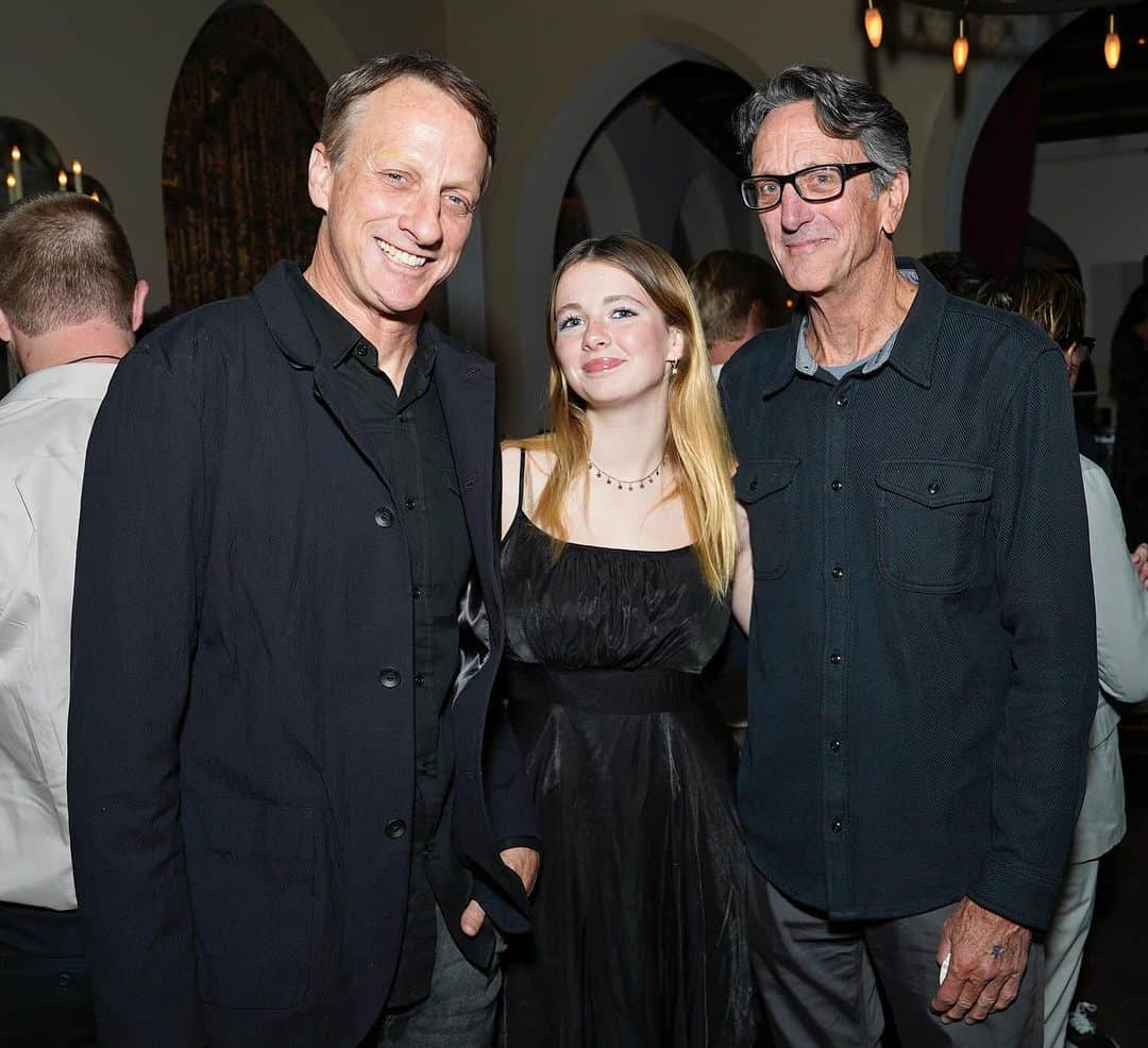 トニー・ホークさんのインスタグラム写真 - (トニー・ホークInstagram)「Last night we celebrated 20 years of @theskateparkproject’s work with a stellar crew at the legendary @chateaumarmont. Thanks to everyone that showed up to support our mission for more public skateparks in underserved areas. It was a fundraising success and will serve to help us to provide more free & inclusive spaces for communities in need. 🛹🎉」11月19日 3時52分 - tonyhawk