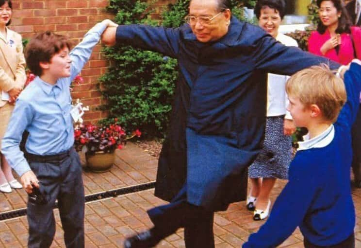 オーランド・ブルームさんのインスタグラム写真 - (オーランド・ブルームInstagram)「Daisaku Ikeda - my Mentor and Buddhist Philosopher January 2nd 1928 - November 15th 2023 Nam Myoho Renge Kyo.」11月19日 4時23分 - orlandobloom