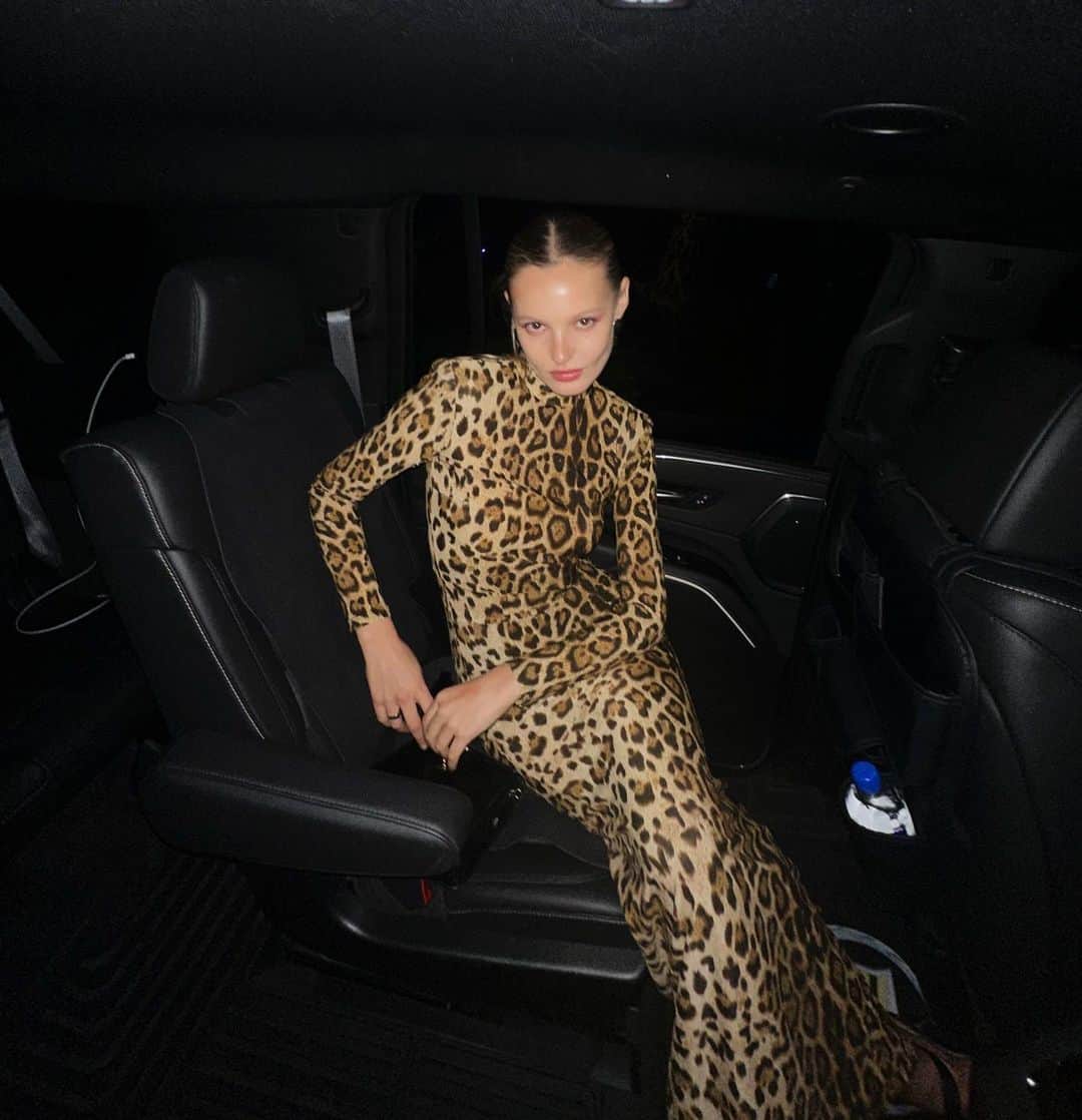 ペイジュ・ライフラーのインスタグラム：「@gq 💋」