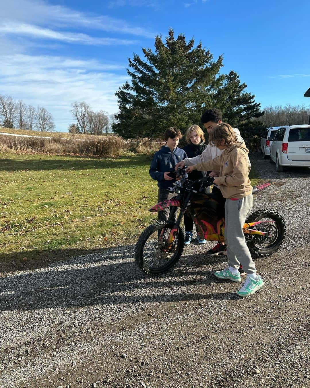 ジャクソン・ビーバーさんのインスタグラム写真 - (ジャクソン・ビーバーInstagram)「The Boys」11月19日 4時49分 - jaxonbieber