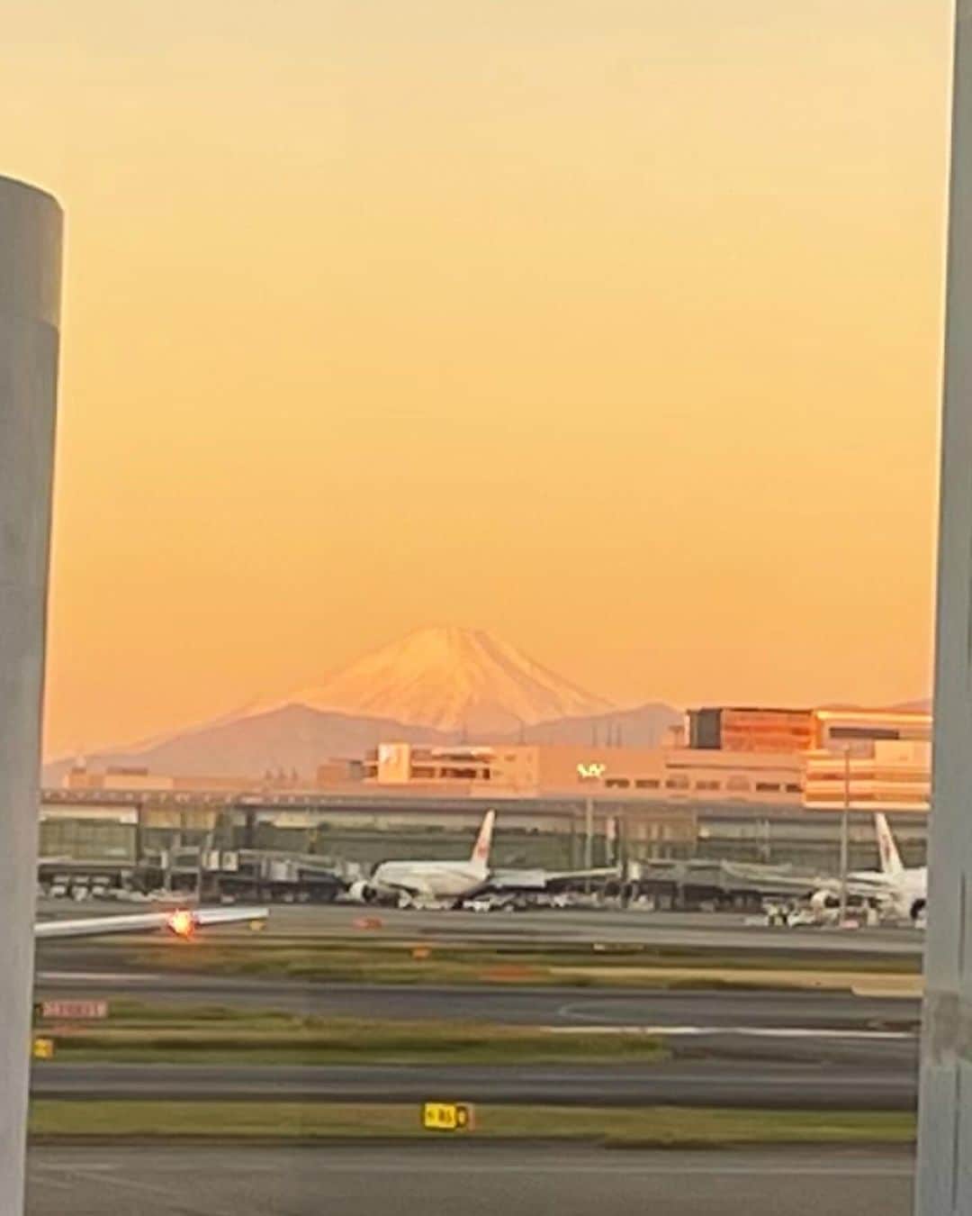 大和一孝さんのインスタグラム写真 - (大和一孝Instagram)「今日も富士山見れた」11月19日 6時27分 - yamato_kazutaka