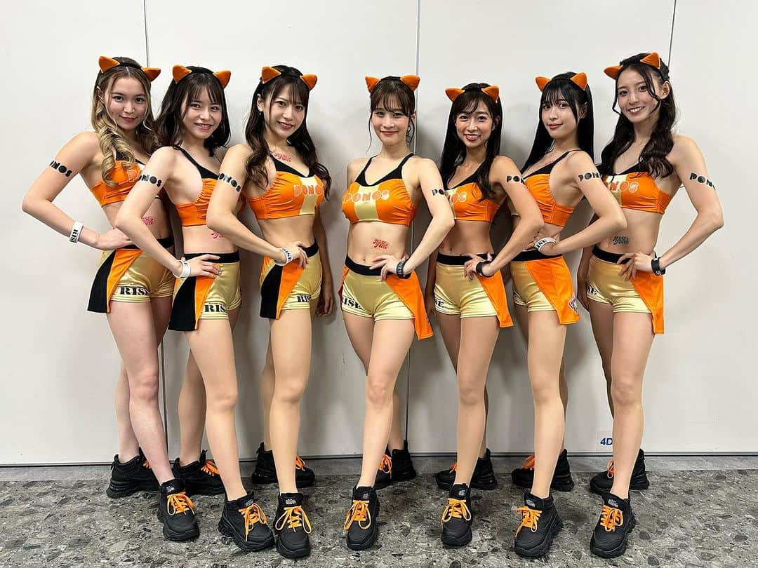 大貫彩香さんのインスタグラム写真 - (大貫彩香Instagram)「昨日みんなと🐈🧡  本日は FIGHT CLUB 17:00〜本線開始AbemaTVにてご覧いただけます✨ この度もラウンドガールを務めさせていただきます 宜しくお願いします😊🌸」11月19日 12時26分 - sayaka_oonuki