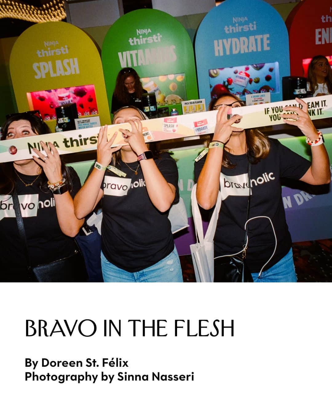 The New Yorkerのインスタグラム：「Bravo recently held its third annual fan conference, BravoCon, in Las Vegas—an event that brought together more than 160 reality-TV stars with their most diehard fans, otherwise known as Bravoholics. Something banshee emerges when they come together, Doreen St. Félix writes. At the link in our bio, read St. Félix’s dispatch from the event, which makes the virtual consumption of human story while watching reality television temporarily, and weirdly, physical. Photographs by Sinna Nasseri (@strange.victory) for The New Yorker.」