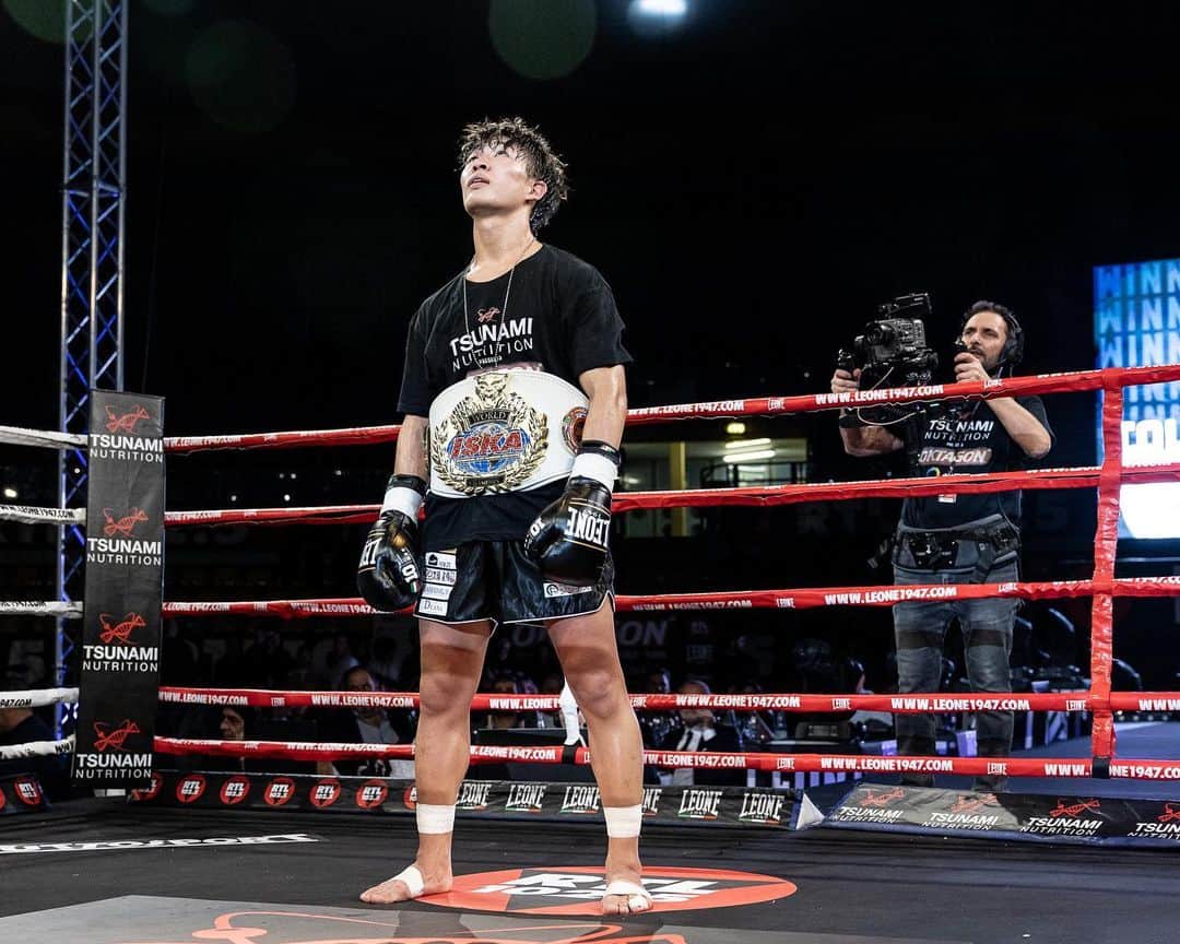 K-1【Official】さんのインスタグラム写真 - (K-1【Official】Instagram)「OKTAGON Kickboxing Event for November 18 in Italy  👑New Champion  🌍ISKA World Title Fight – K-1 -59KG ×🇮🇹Mirko Flumeri  ［4R KO］ ◎🇯🇵Takumi Terada   #k1wgp #k1 #Oktagon #Italia #Torino #Italy #Turin #KREST #K1GYM ︎©︎OKTAGON」11月19日 9時36分 - k1wgp_pr