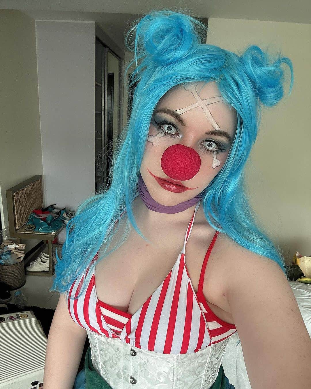 ジューン・ラブジョイさんのインスタグラム写真 - (ジューン・ラブジョイInstagram)「Who wants to join Buggy’s crew? #onepiece #onepiececosplay #onepiececosplayer #buggyonepiece」11月19日 10時41分 - junelovejoyy