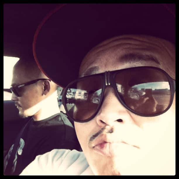 のインスタグラム：「me and XBS back to TYO. respect bro! 」