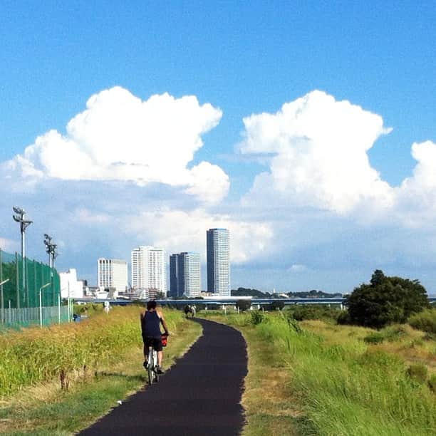 のインスタグラム：「二子玉川から見た夏の景色」