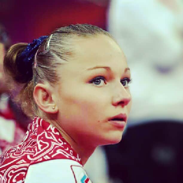 マリア・パセカのインスタグラム：「#mariapaseka #mashapaseka #paseka #cute #olympicgames #london2012 #gymnastic #aliyamustafina #viktoriakomova #musty #beautiful #girl #russianfederation」