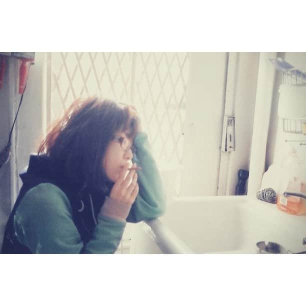のインスタグラム：「#ny #girl #cigarette #friend」