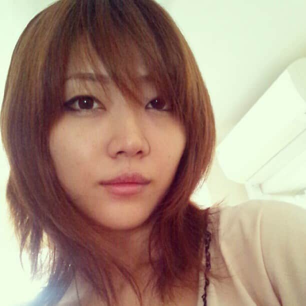 藤田昌代のインスタグラム：「そいでは今日もいてきま！ 髪伸びたな～＼(>_<)／」