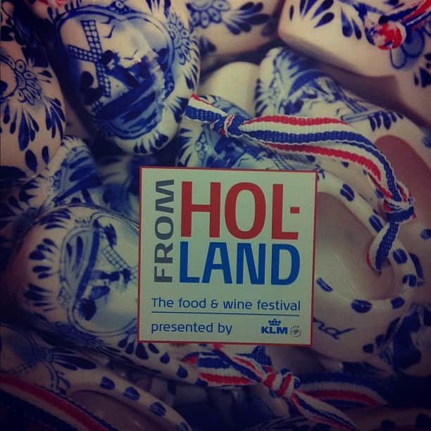 のインスタグラム：「Food & Wine festival on board in October & November. Enjoy a typical Dutch 'broodje kroket', Dutch cheese or a 'vlaflip'! #klm #holland #dutch #wine #food Any nice pics of our Food & Wine festival? We'd love to see them! Tag them with #fwfestival」