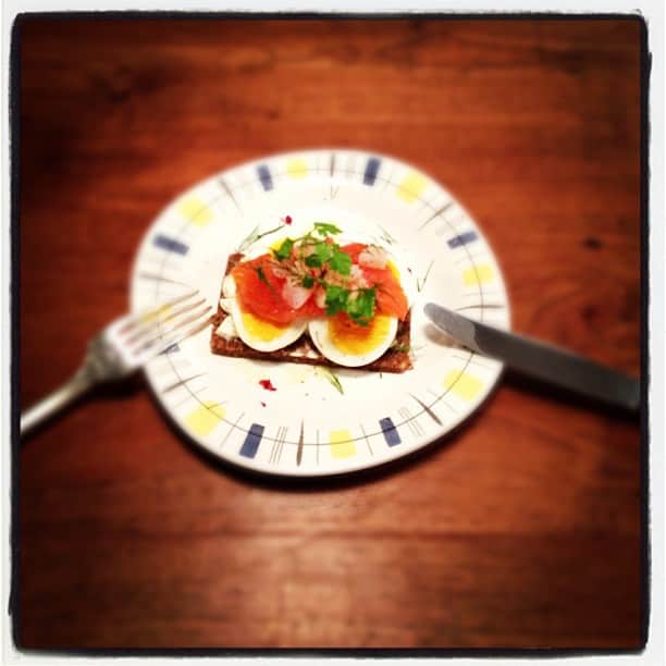 のインスタグラム：「宿題中。シンプルバージョン。」