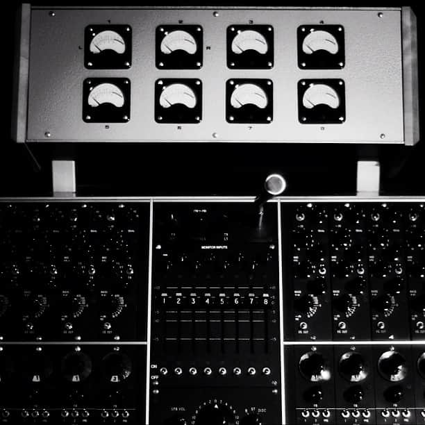 のインスタグラム：「"60s Clapton Helios studio console"」