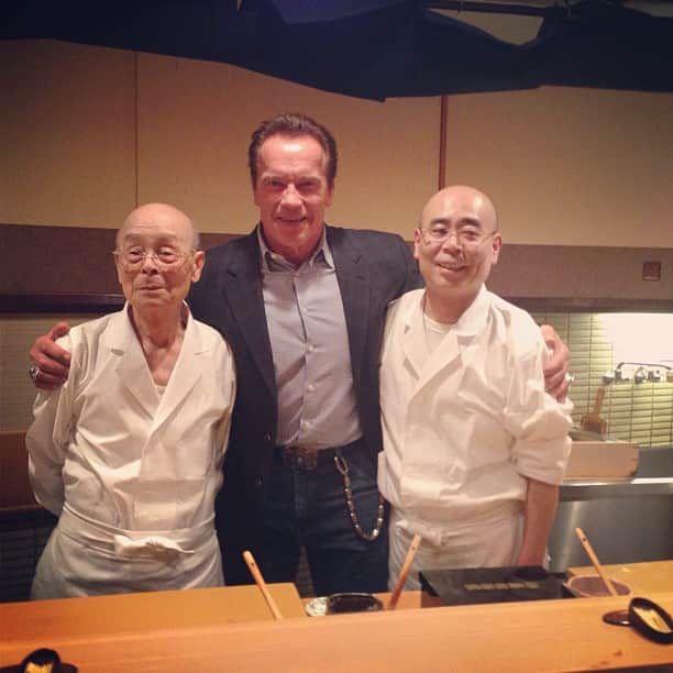 アーノルド・シュワルツェネッガーさんのインスタグラム写真 - (アーノルド・シュワルツェネッガーInstagram)「I had the best sushi of my life last night at Sukiyabashi Jiro. Thank you, Jiro, for the fantastic experience.」2月22日 8時23分 - schwarzenegger