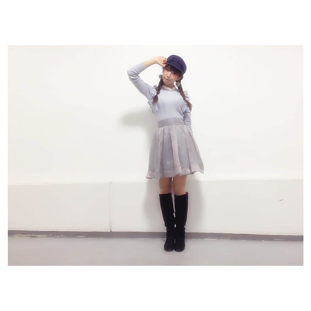 三上悠亜さんのインスタグラム写真 - (三上悠亜Instagram)「こないだの私服🎀💜 tops:#snidel skirt:#snidel hat:#ca4la  boots:#miumiu」12月9日 13時43分 - yua_mikami