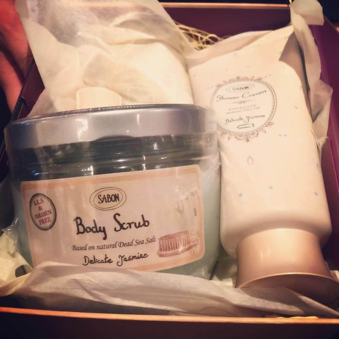 波音ステファニーのインスタグラム：「Sabon Christmas Party♡ #sabon #christmas #sabonjapan #sabonwwd」