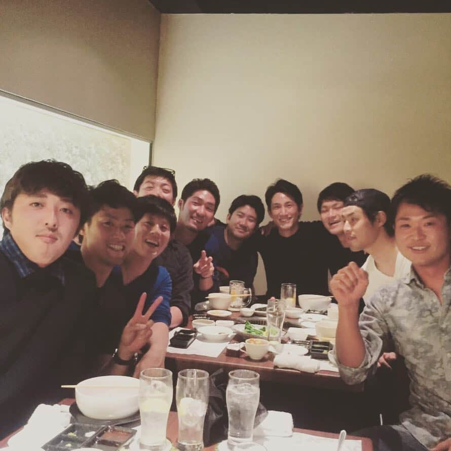 藤村大介さんのインスタグラム写真 - (藤村大介Instagram)「同級生会！ カープの土生ちゃんも参加しました！ みんなありがとう^ ^ 左から#田原誠次#藤村大介#柴田章吾#高木勇人#土生翔平#菅野智之#小林誠司#土田瑞起#高木京介#中井大介」12月12日 16時55分 - d.fujimura