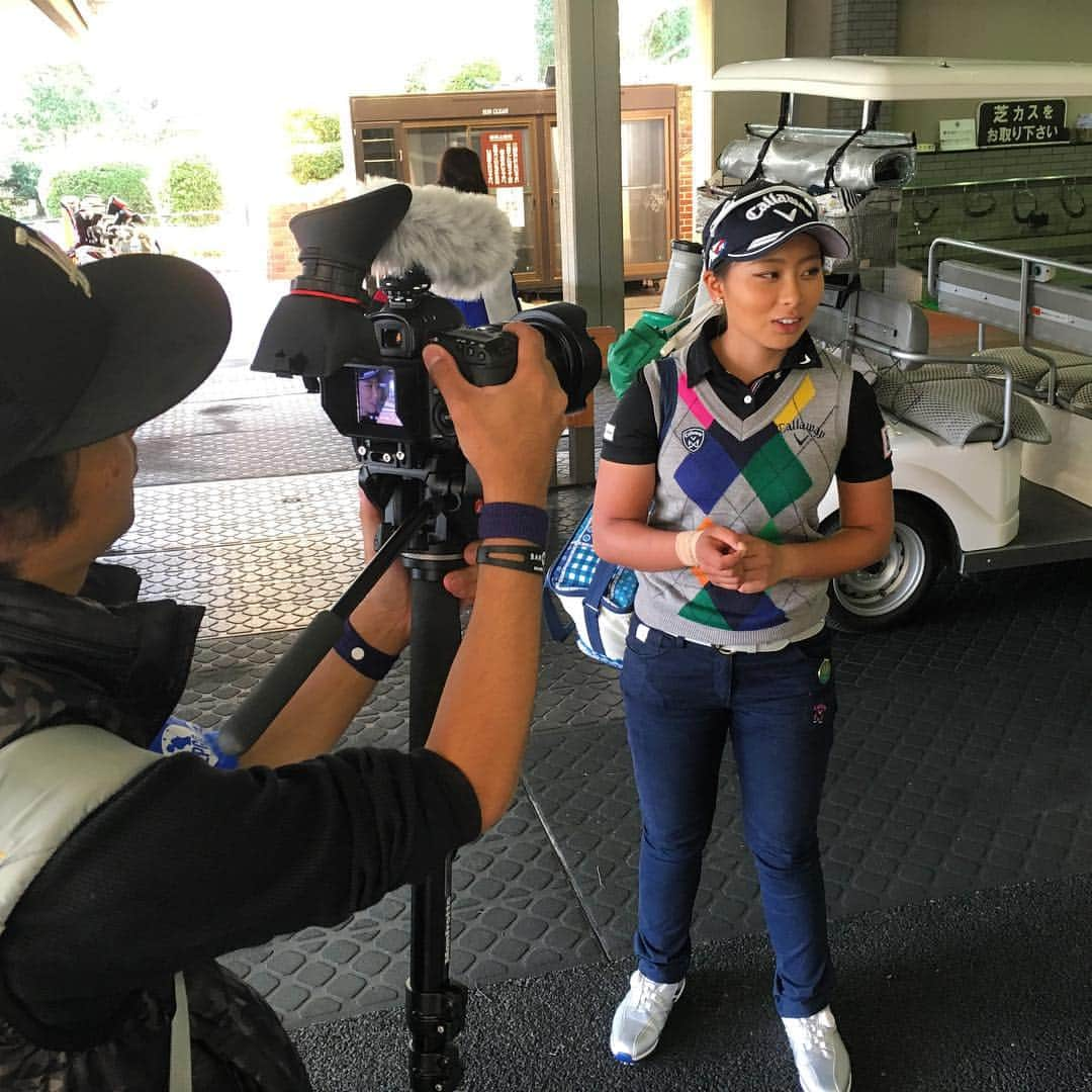 戦闘未来少女19→20のインスタグラム：「#golfer #竹内美雪 20歳になった #LPGA #プロ2年目 の彼女  皆さんの応援を力に2016年も笑顔で頑張ってくれるそうです🎶」