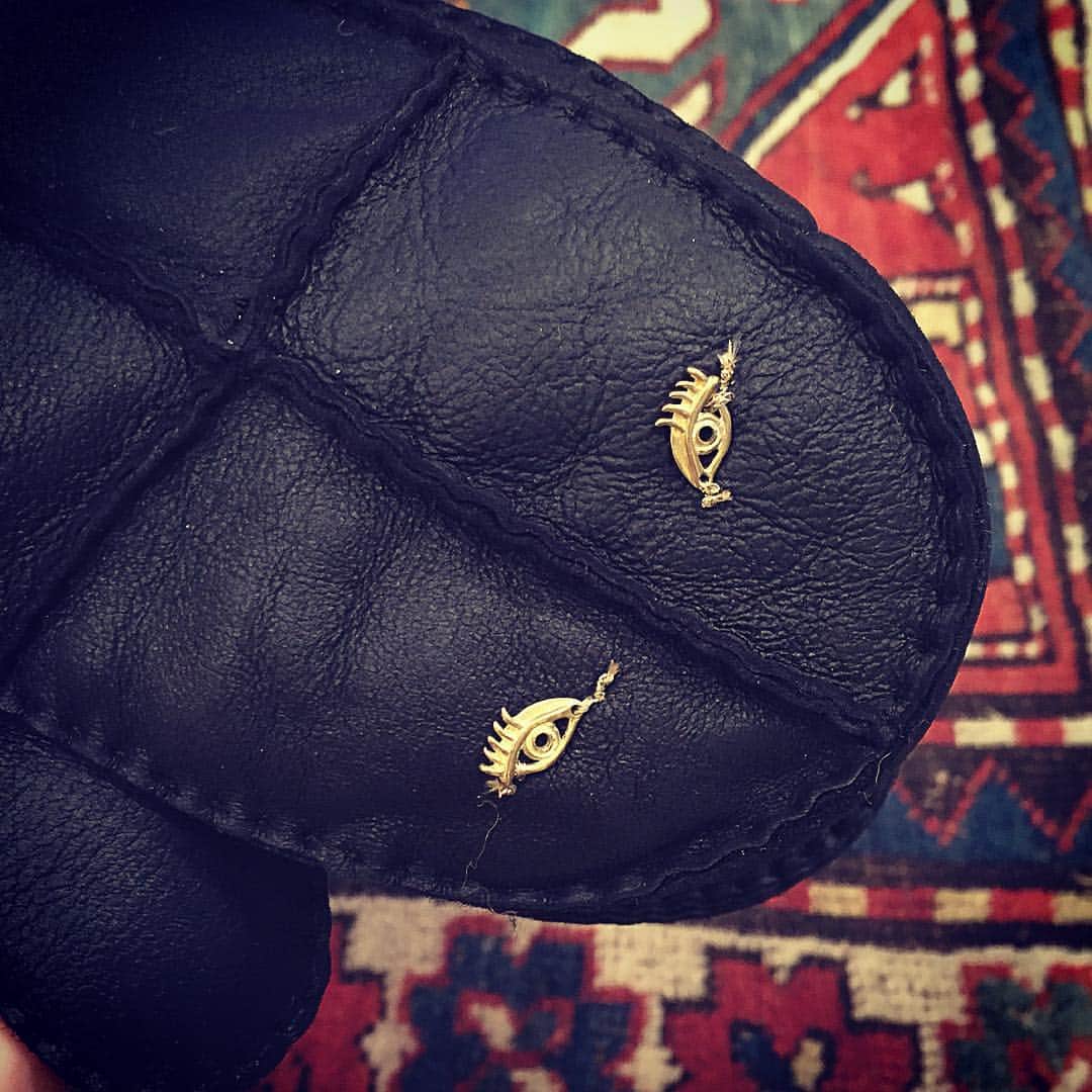 代官山Aquviiのインスタグラム：「eyes !!! #Aquvii#gift#eye#daikanyama#globe」