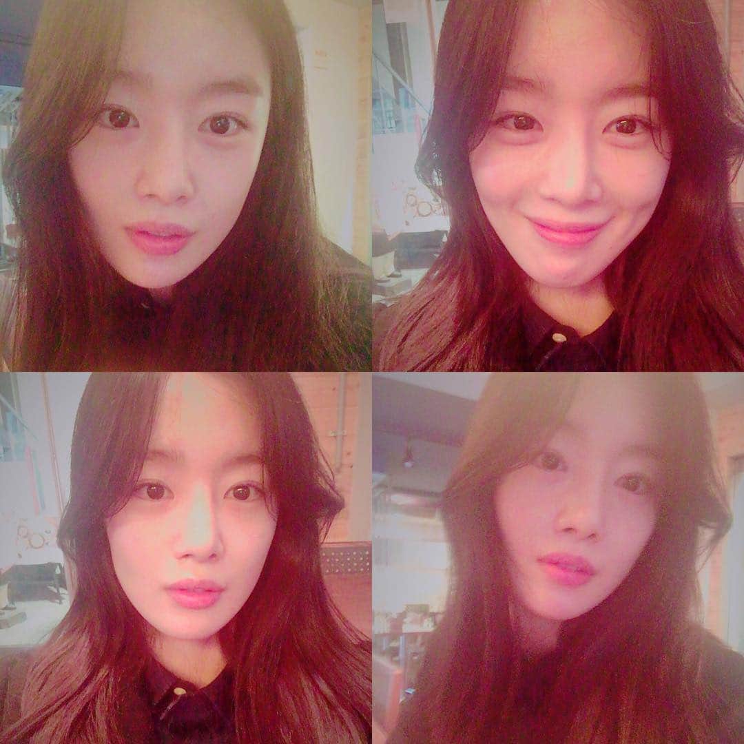 ハン・ソナさんのインスタグラム写真 - (ハン・ソナInstagram)「널위한셀카📷 . . . 그대들..😘 . 토끼모임」12月22日 13時07分 - shh_daily