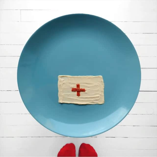 Ida Froskのインスタグラム：「Mat redder liv! Du kan gi to barn i Syria mat i en måned. Send SMS MAT til 2272 (120,-) og hjelp Røde Kors med å hjelpe. #mattilsyria @rodekorsnorge [Food campaign for Norwegian Red Cross]」
