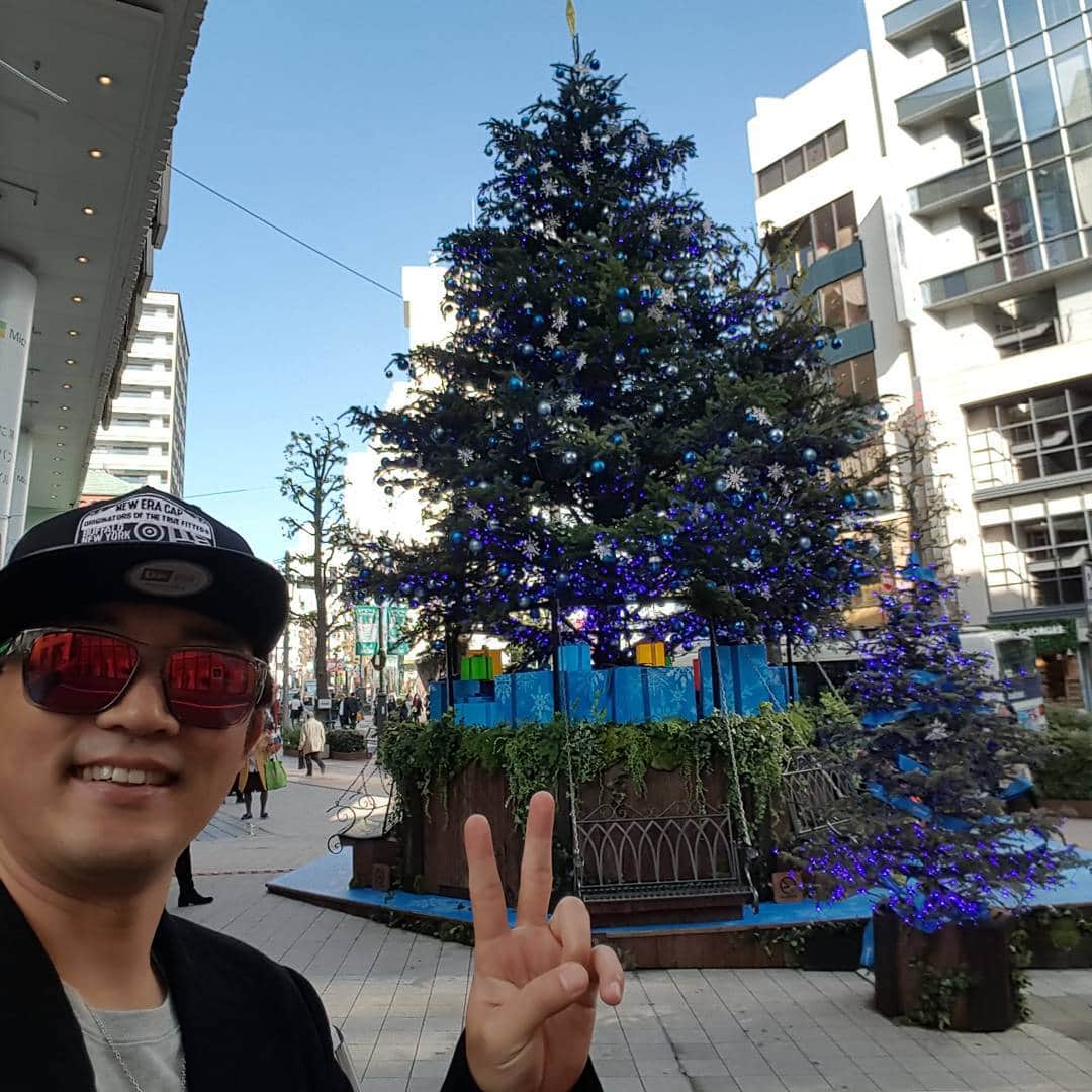 アン・ジェウクさんのインスタグラム写真 - (アン・ジェウクInstagram)「#Merry christmas^^~~ #shibuya#tokyo#japan」12月24日 12時29分 - steelajw6796